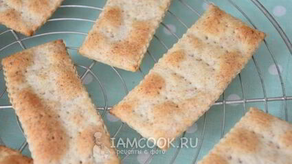 веганские цельнозерновые крекеры на оливковом масле