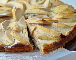 Диетический яблочный пирог с овсянкой и йогуртом