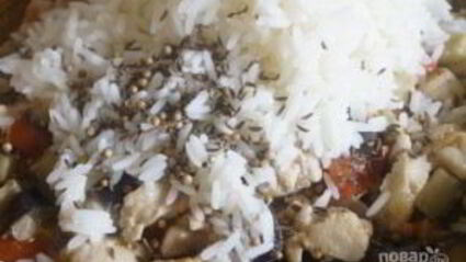 мини-пироги с курицей, рисом и баклажанами