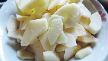 ночной дрожжевой пирог с яблоками