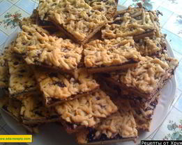 Пирог из песочного теста с вареньем тертый