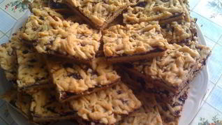 Пирог из песочного теста с вареньем тертый