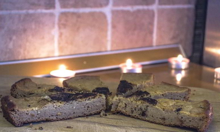 Рецепт пирога на грушевом варенье с корицей