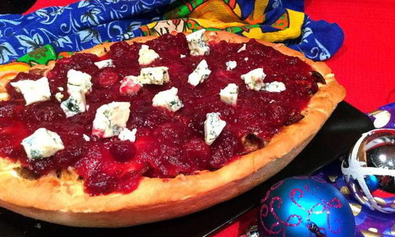 Рецепт пирога с индейкой и клюквенным соусом