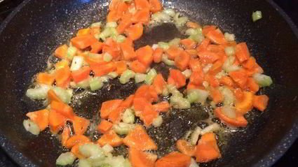 пирог с индейкой и клюквенным соусом