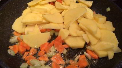 пирог с индейкой и клюквенным соусом