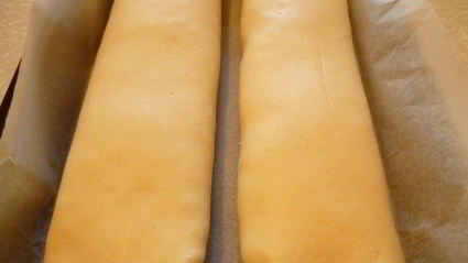 пирог с зеленью и сыром из слоеного творожного теста