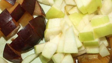 сливовый пирог с яблоками