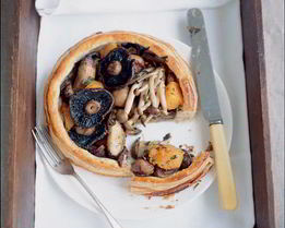 Слоеный пирог с грибами