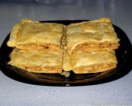 Слоеный пирог с капустой