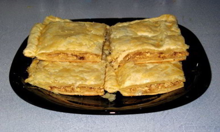 Рецепт слоеного пирога с капустой