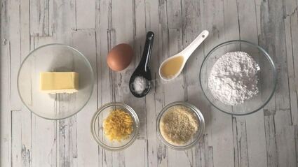 слоеный пирог с клубникой