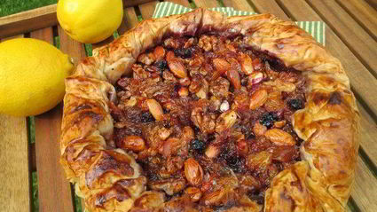 цитрусовый пирог с карамельными орехами