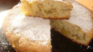 Яблочно-апельсиновый пирог с манкой