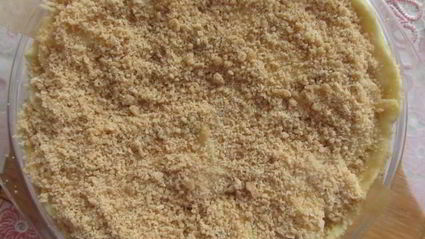 яблочно-банановый пирог на сметане со штрейзелем