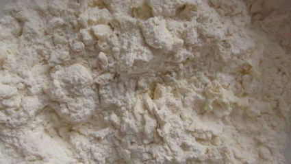 яблочно-банановый пирог на сметане со штрейзелем