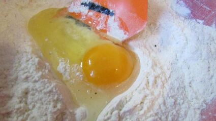 закусочный пирог с ветчиной и сыром