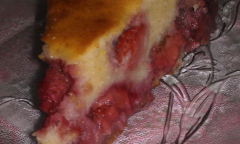 Рецепт заливного клубничного пирога