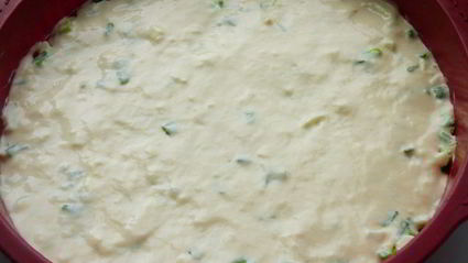 заливной пирог с яйцом и зеленым луком