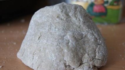 карельские пирожки с картошкой и яичным соусом