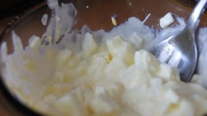 карельские пирожки с картошкой и яичным соусом