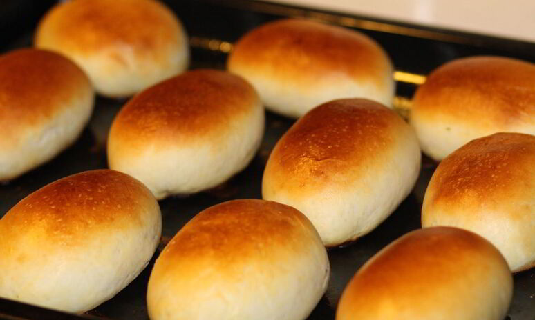 Рецепт печеных пирожков с курицей