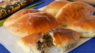 Печеные пирожки с мясом