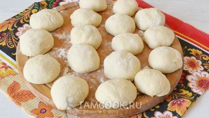 печеные пирожки с мясом