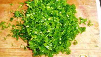 печеные пирожки с жареной капустой и яйцом