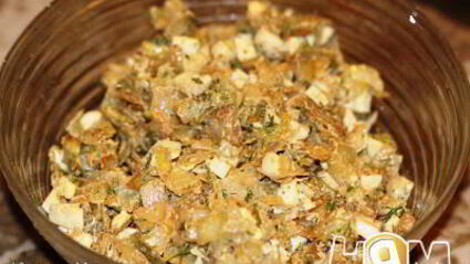 печеные пирожки с жареной капустой и яйцом