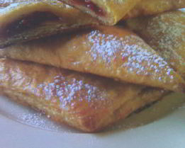 Пирожки из творожно-медового теста