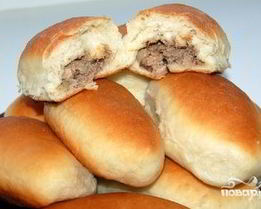 Пирожки с консервированной рыбой