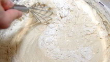 пирожки с консервированной рыбой