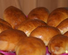 Пирожки с яблоками и корицей