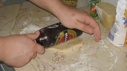 пирожки с яблоками, орехами и курагой