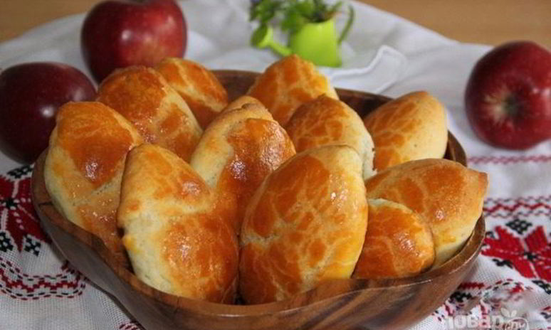 Рецепт пирожков с яблоком