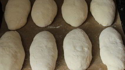 пирожки с яйцом и пряной зеленью