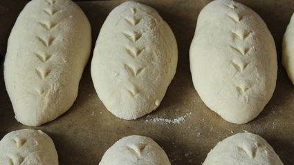 пирожки с яйцом и пряной зеленью