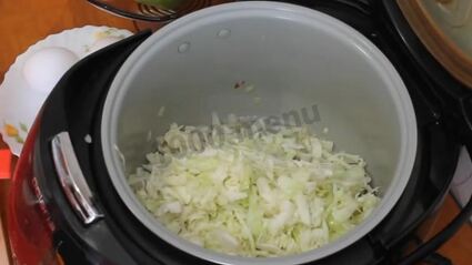 пирожки в мультиварке с капустой