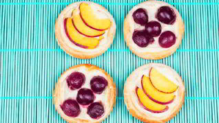 Слоеные пирожки на завтрак