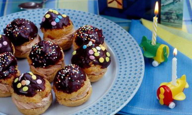 Рецепт ароматных заварных пирожных с шоколадным кремом