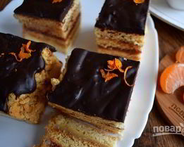 Медовое пирожное с начинкой