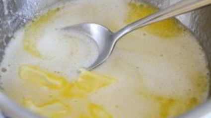 миндальное пирожное