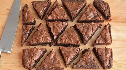 пирожное брауни елочка