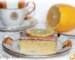 Пирожное с лимоном и белым шоколадом