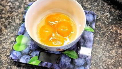 пирожные макароны на французской меренге