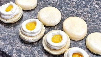 пирожные макароны на французской меренге