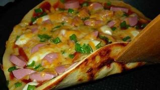 Домашняя пицца Минутка на сковороде