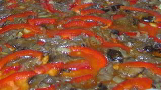 Овощная постная пицца без сыра на дрожжевом тесте