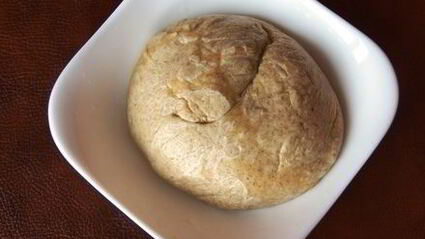 пицца с белым соусом и шампиньонами